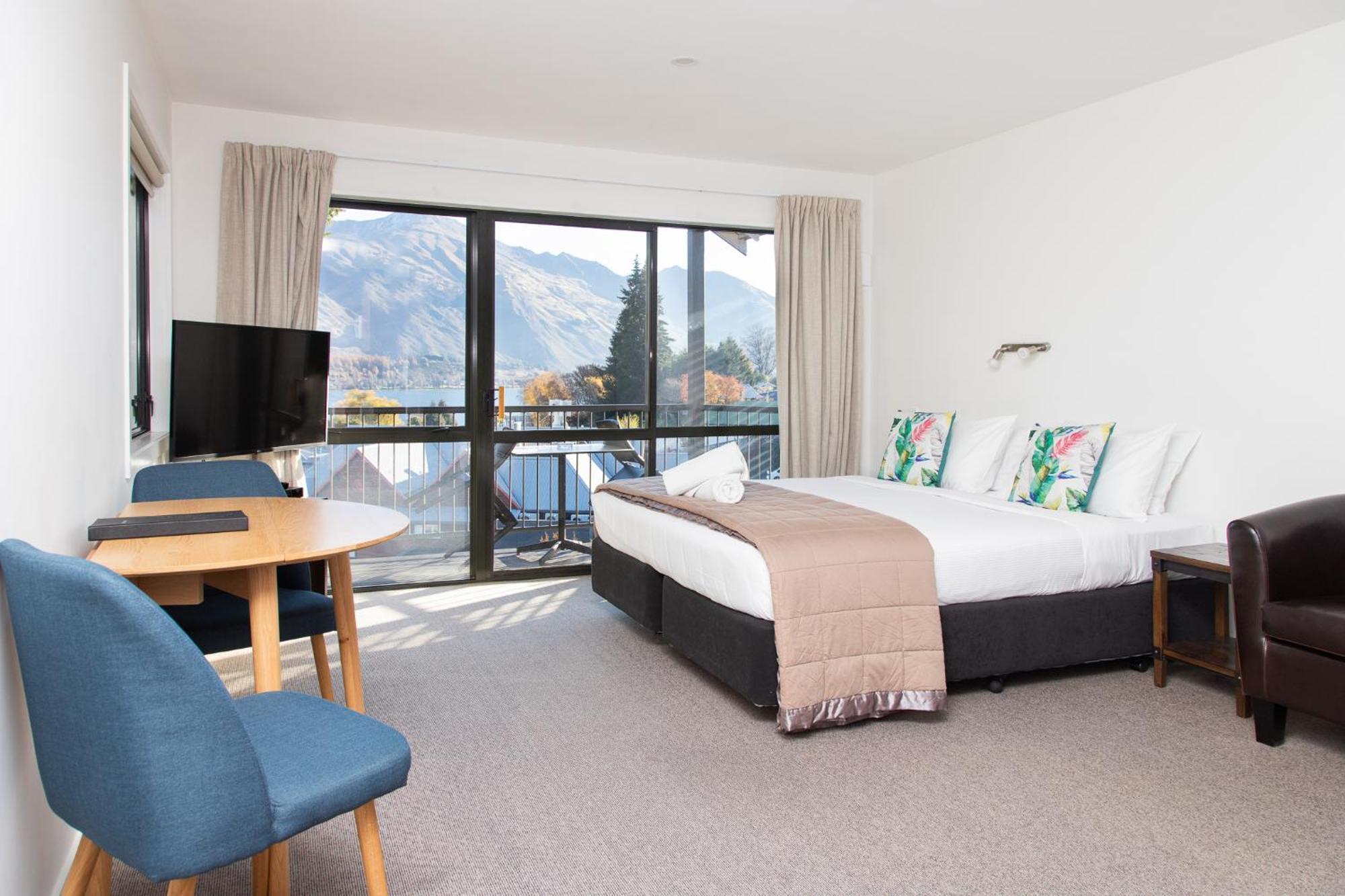 Ride Base Wanaka Apartments ภายนอก รูปภาพ