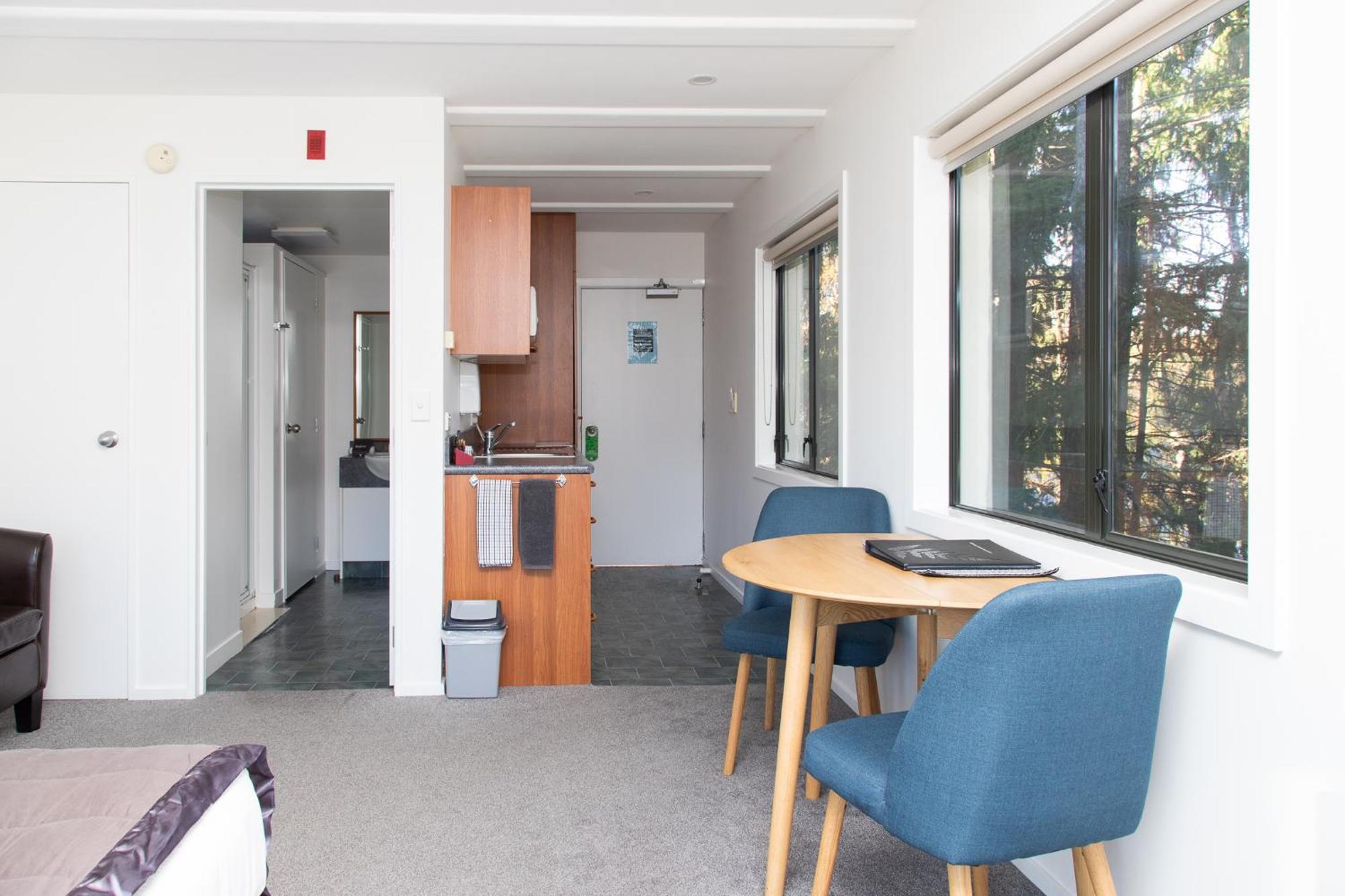 Ride Base Wanaka Apartments ภายนอก รูปภาพ