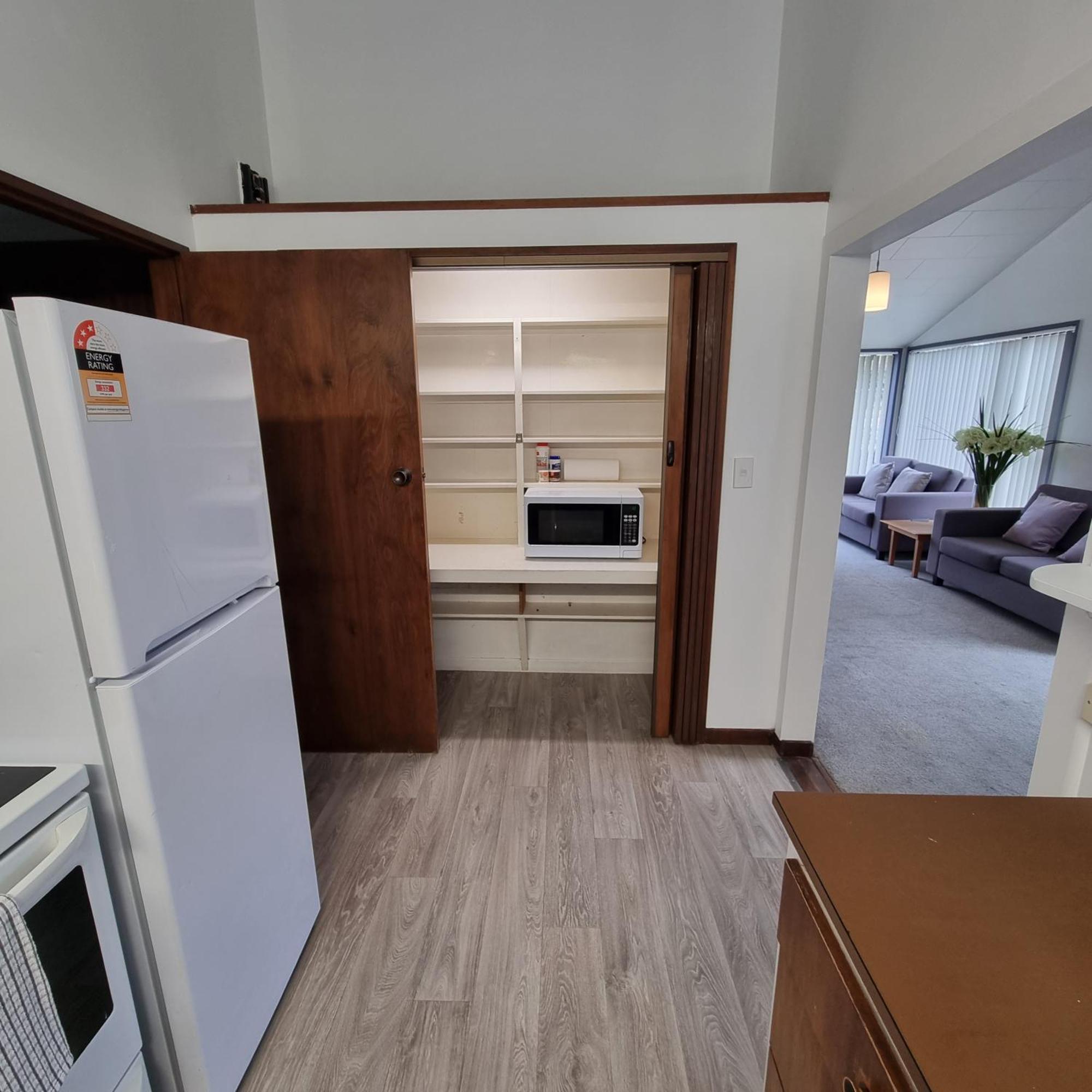 Ride Base Wanaka Apartments ภายนอก รูปภาพ
